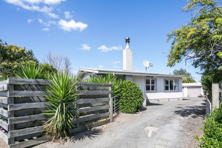 Photo of property in 51 Liverpool Crescent, Flaxmere, Hastings, 4120