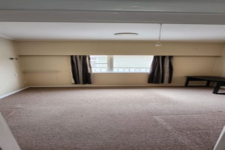 Photo of property in 96 Derwent Street, Island Bay, Wellington, 6023