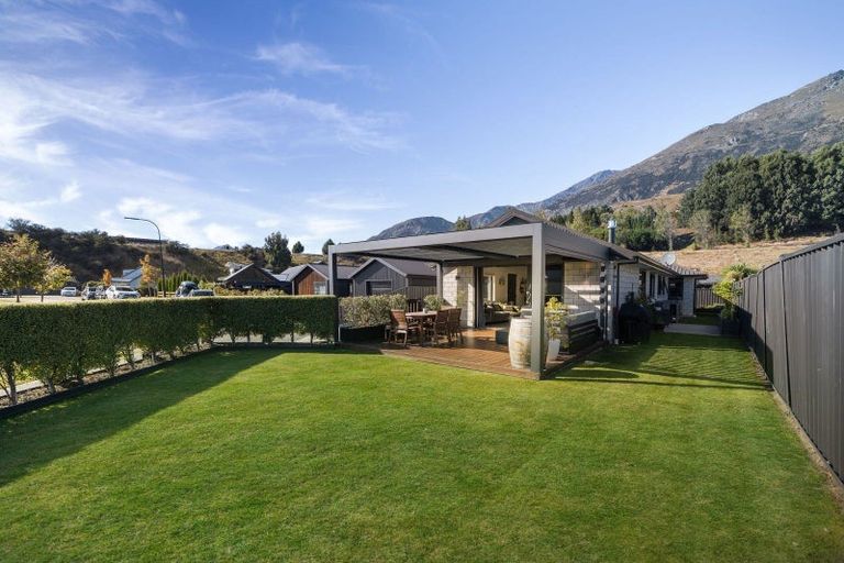 Photo of property in 26 Violet Way, Lower Shotover, Queenstown, 9304