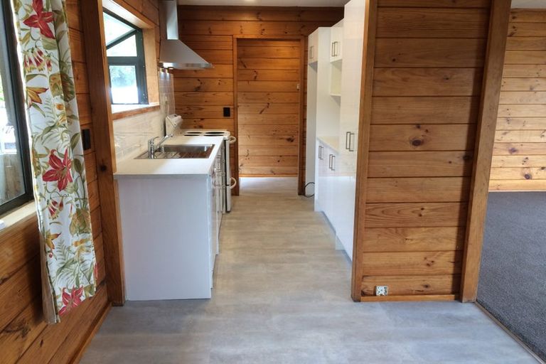 Photo of property in 22 Omapere Street, Waitangirua, Porirua, 5024