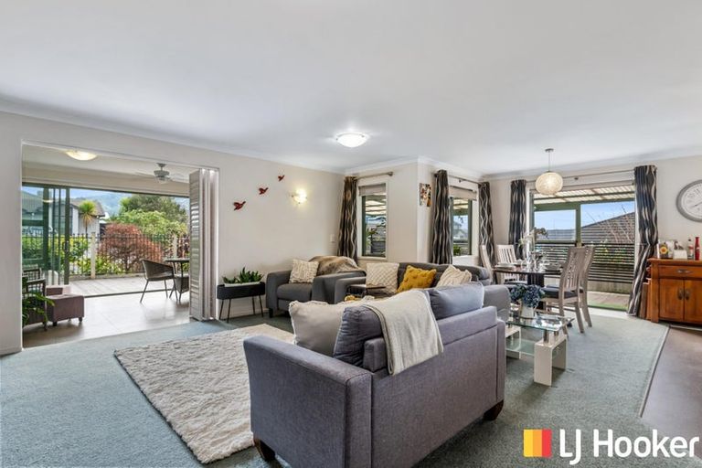 Photo of property in 18 Hamon Place, Pukehangi, Rotorua, 3015