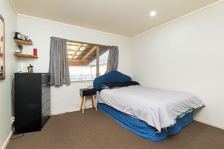 Photo of property in 7a Sandspit Road, Waiuku, 2123