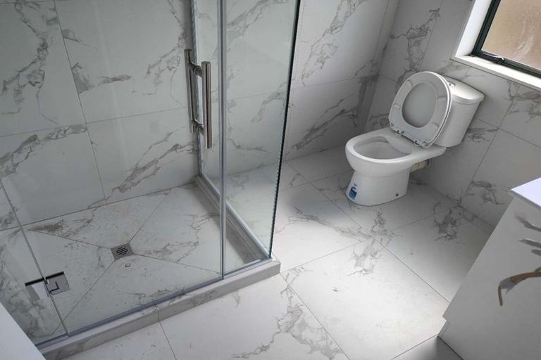 Photo of property in 2/4 Parker Avenue, New Lynn, Auckland, 0600