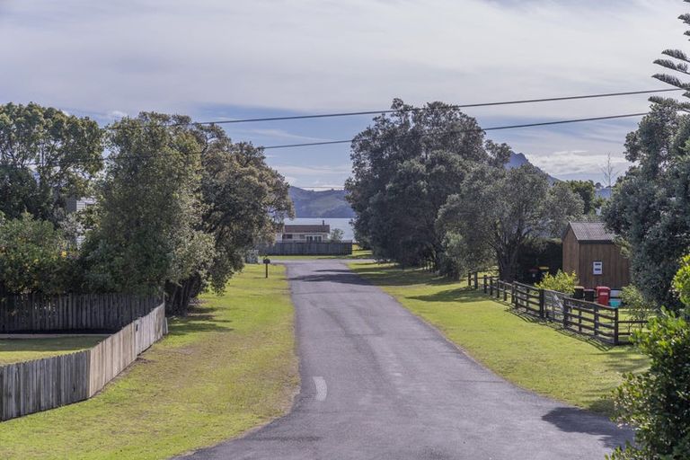 Photo of property in 20 Hardy Place, Cooks Beach, Whitianga, 3591