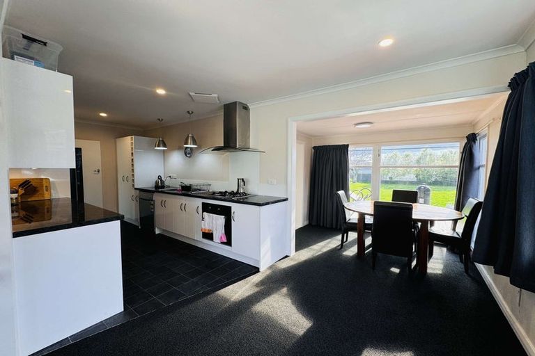 Photo of property in 21 Vernon Avenue, Takaro, Palmerston North, 4412