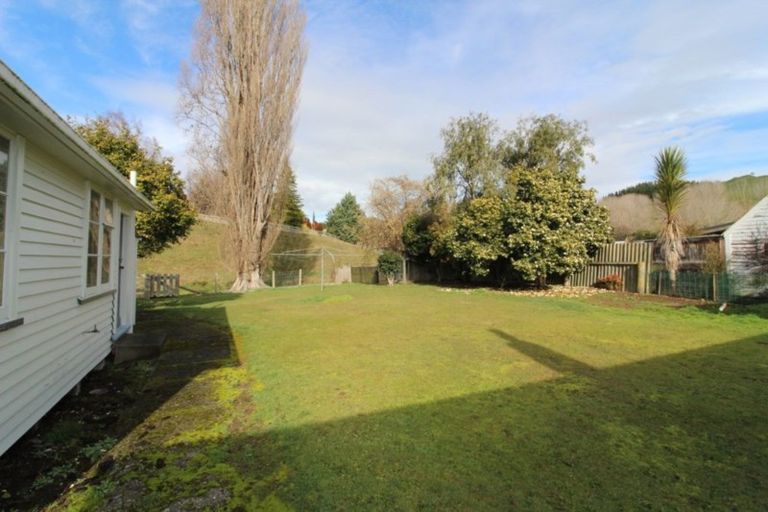 Photo of property in 18 Goldfinch Street, Taihape, 4720