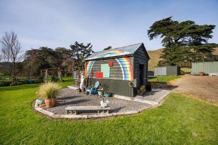 Photo of property in 185 Albert Road, Tokomaru, Palmerston North, 4474