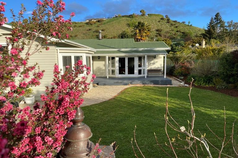 Photo of property in 122 Lord Rutherford Road South, Brightwater, 7022