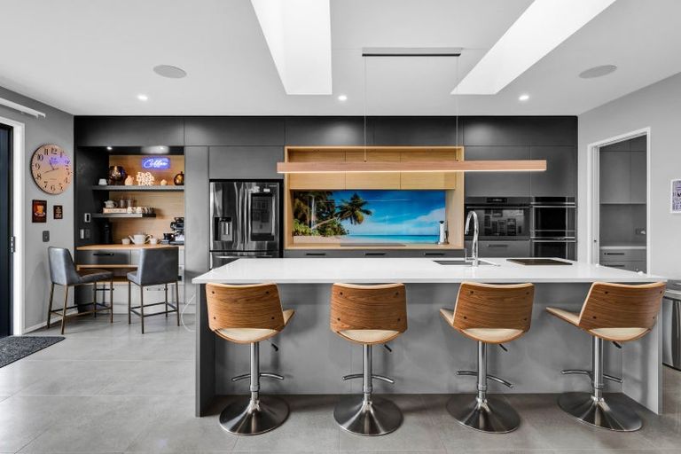 Photo of property in 129 Smart Road, Glen Avon, New Plymouth, 4372