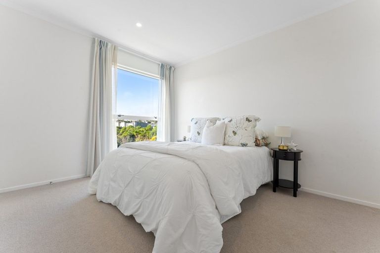 Photo of property in 4 Tyler Davies Drive, Red Beach, 0932