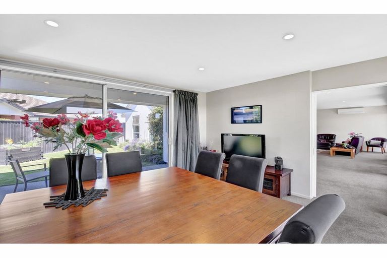 Photo of property in 8 Wisteria Lane, Rangiora, 7400