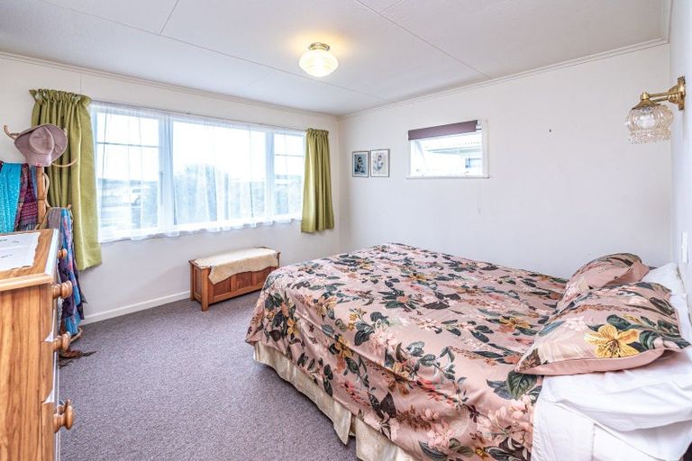 Photo of property in 118 Puriri Street, Gonville, Whanganui, 4501