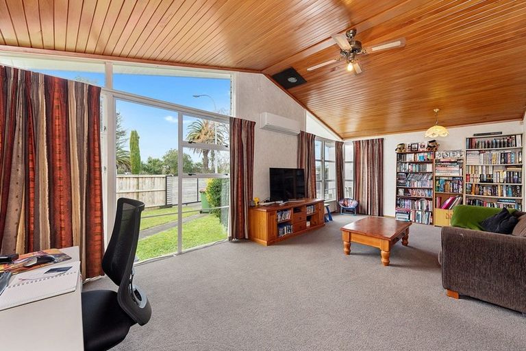 Photo of property in 15 Totara Drive, St Andrews, Hamilton, 3200