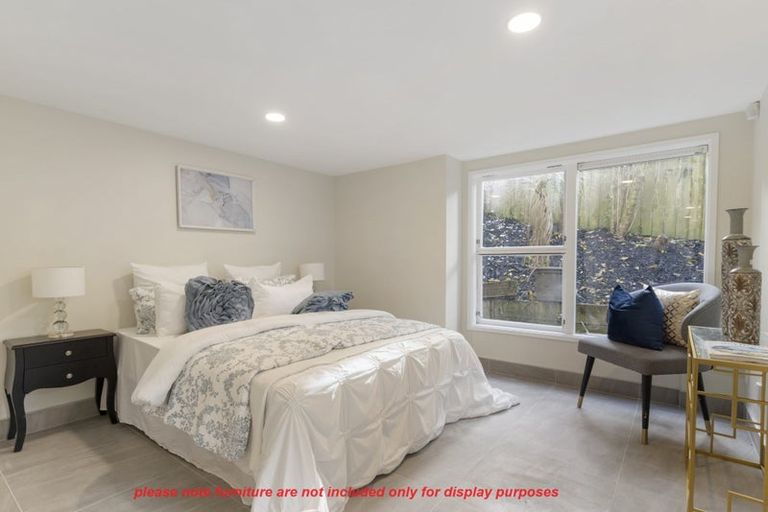 Photo of property in 122 Beach Road, Castor Bay, Auckland, 0620