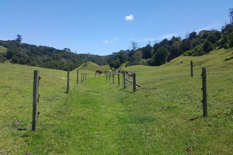 Photo of property in 34 Cemetery Road, Pollok, 2684