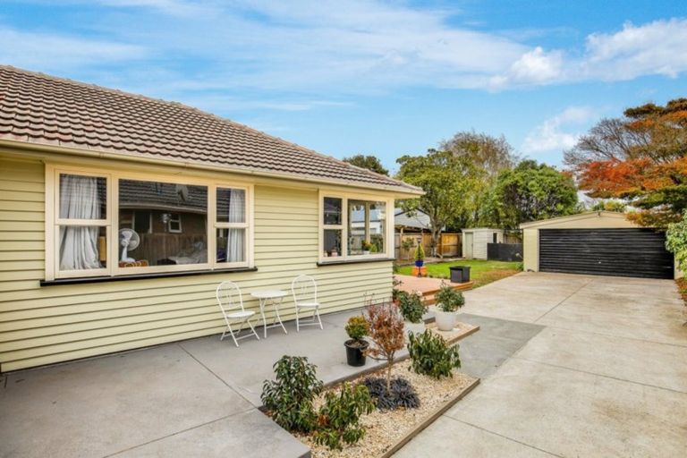 Photo of property in 77 Mooray Avenue, Bishopdale, Christchurch, 8053