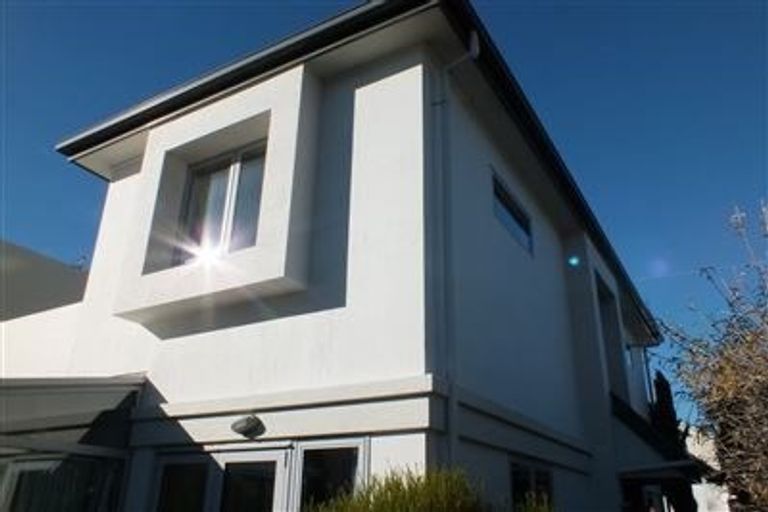 Photo of property in 164 Strickland Street, Sydenham, Christchurch, 8023