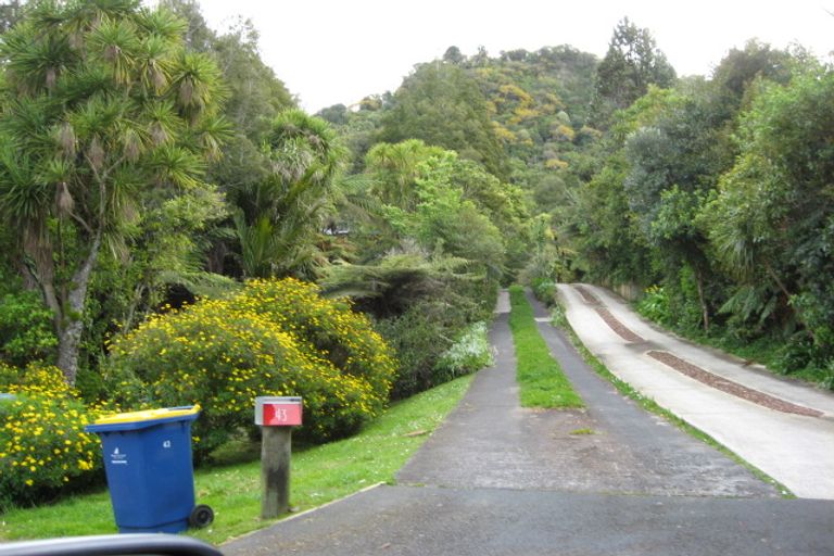 Photo of property in 43 Bush Road, Waiatarua, Auckland, 0604