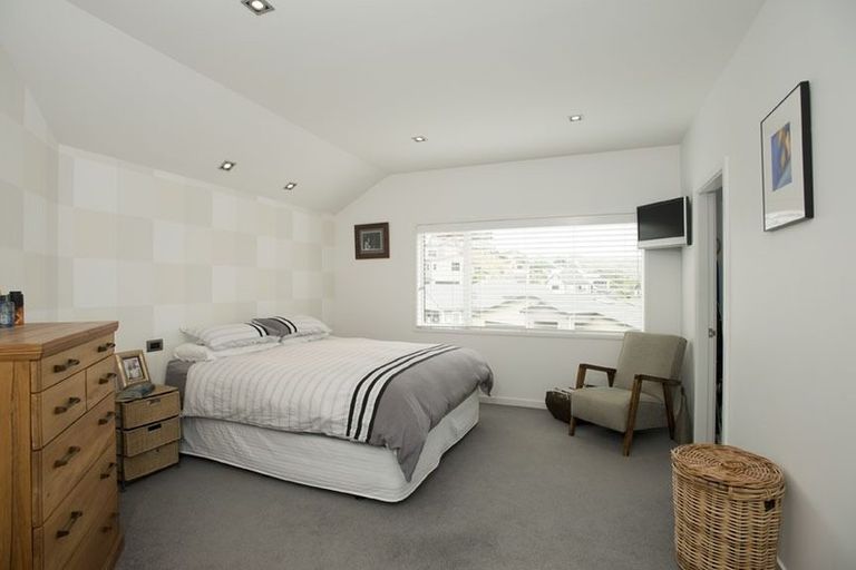 Photo of property in 38 Hawtrey Terrace, Churton Park, Wellington, 6037