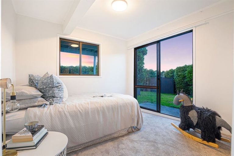 Photo of property in 30 Fitzwater Place, Henderson, Auckland, 0612