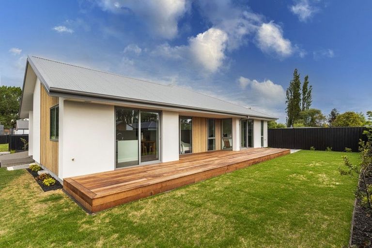 Photo of property in 12 Elsie Lange Way, Casebrook, Christchurch, 8051