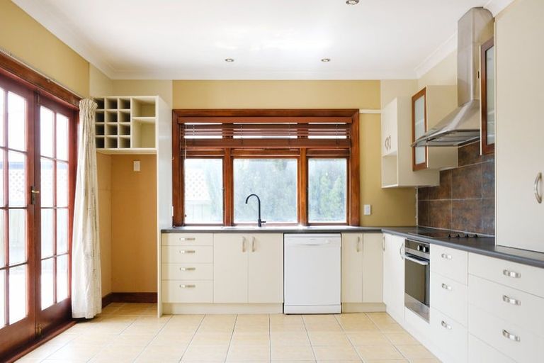 Photo of property in 13 Amyes Road, Hornby, Christchurch, 8042