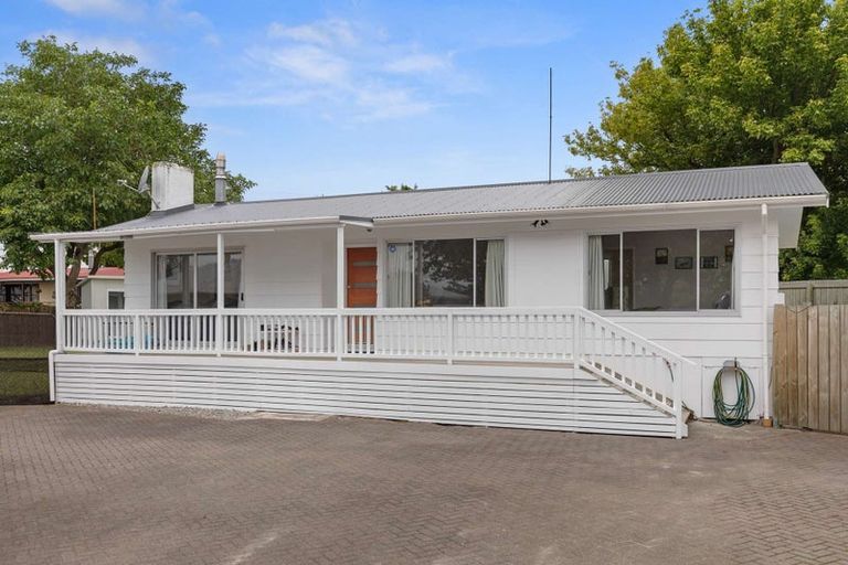 Photo of property in 5 Tennyson Drive, Owhata, Rotorua, 3010