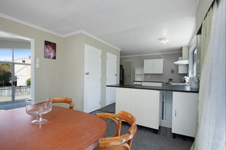Photo of property in 152a Lethbridge Street, Feilding, 4702