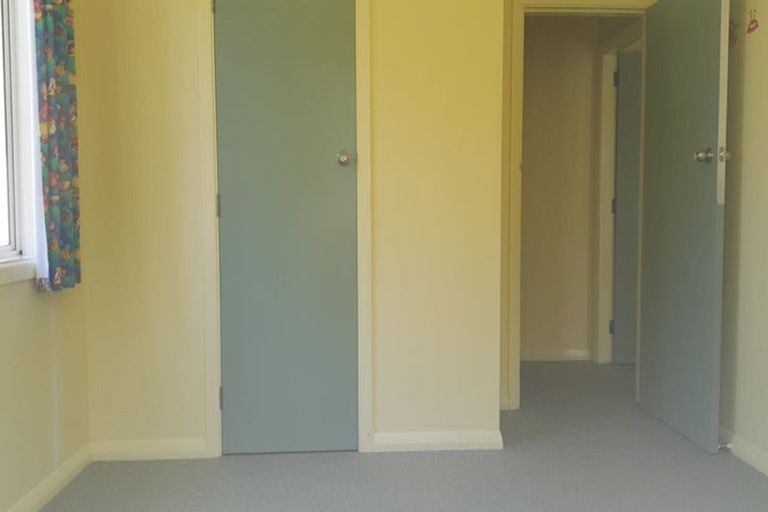 Photo of property in 15 Kaplan Avenue, Islington, Christchurch, 8042