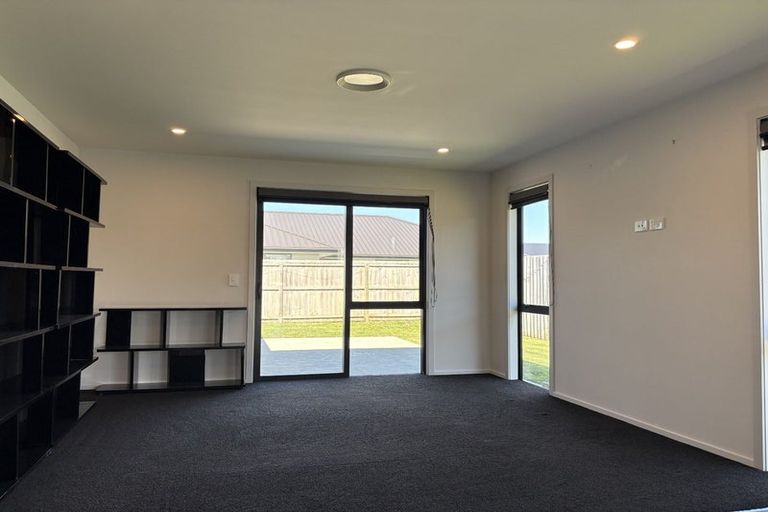 Photo of property in 6 Marvell Lane, Rolleston, 7614