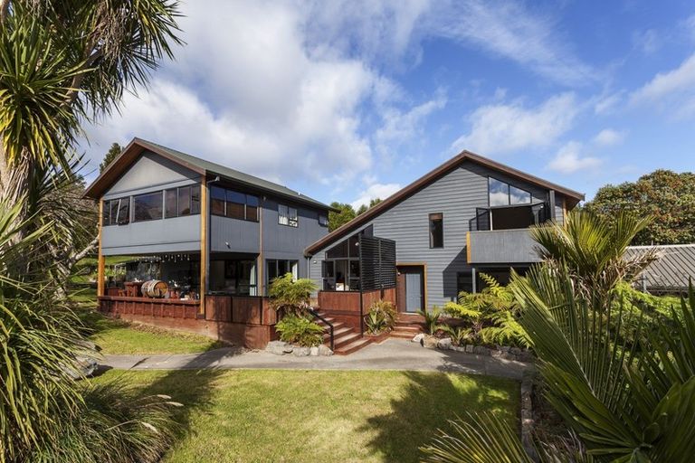 Photo of property in 5 Rewa Rewa Valley, Tairua, 3508