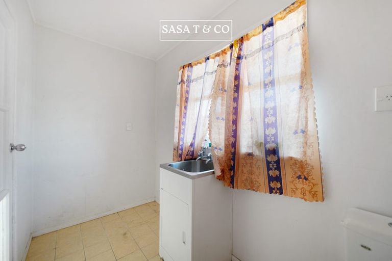 Photo of property in 43a Vine Street, Mangere East, Auckland, 2024
