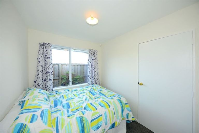 Photo of property in 2/54 Saint Johns Street, Woolston, Christchurch, 8062
