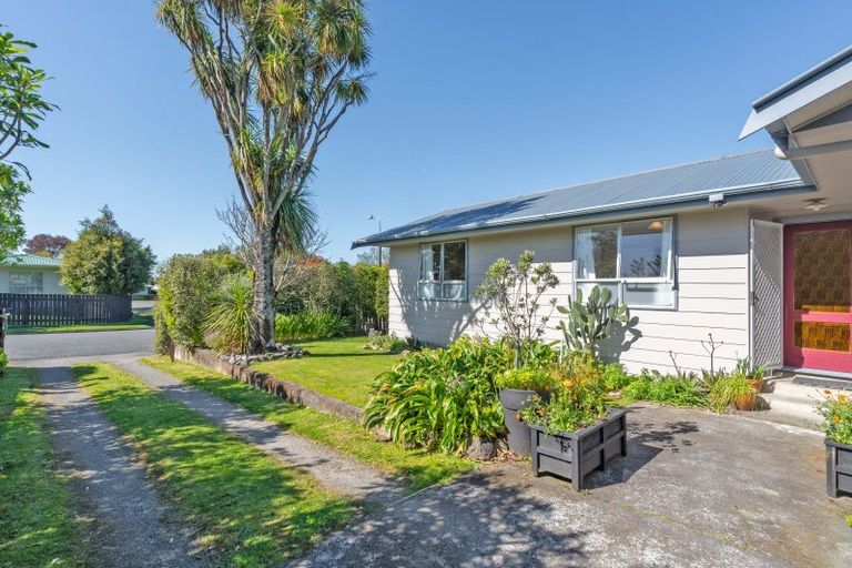 Photo of property in 25 Churchill Crescent, Featherston, 5710