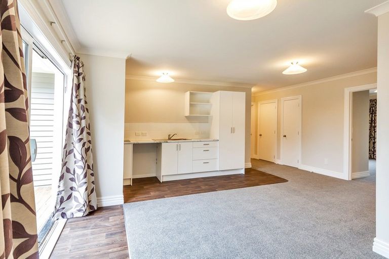 Photo of property in 13 Chibnall Place, Conifer Grove, Takanini, 2112