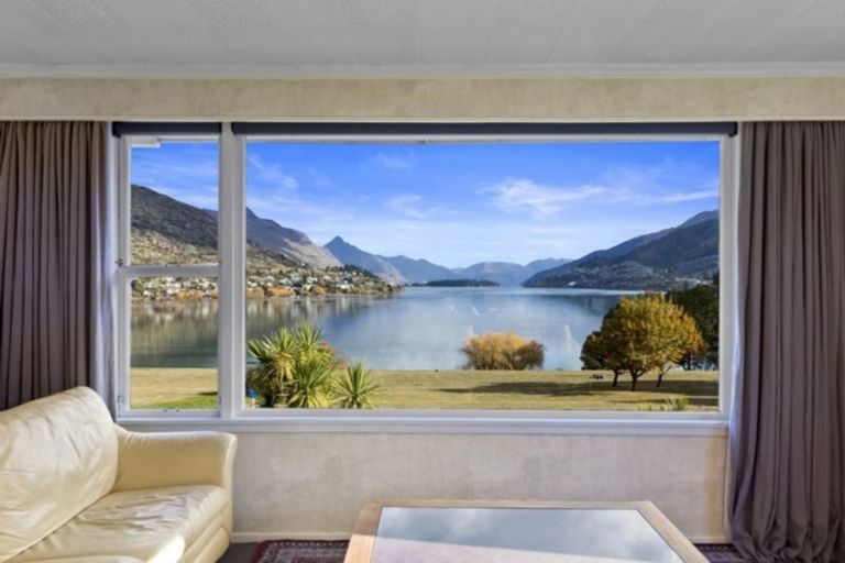 Photo of property in 22 Lake Avenue, Frankton, Queenstown, 9300
