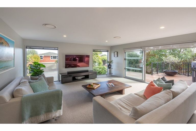 Photo of property in 1 Paikea Place, Somerfield, Christchurch, 8024