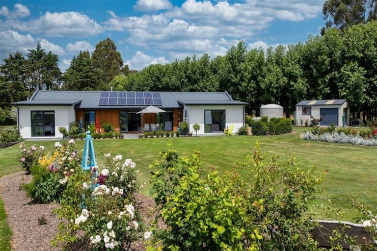 Photo of property in 6 Hallfield Drive, Ohoka, Kaiapoi, 7692