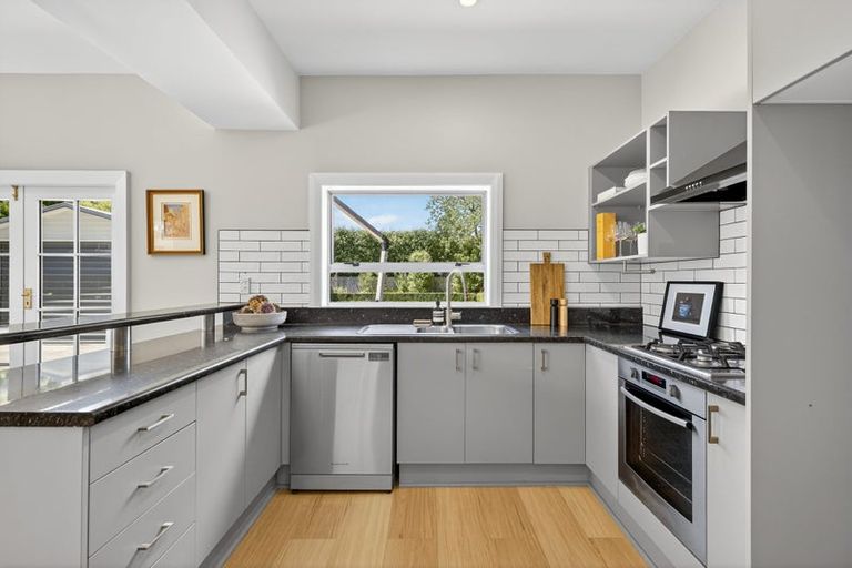 Photo of property in 74 Severn Street, St Albans, Christchurch, 8014