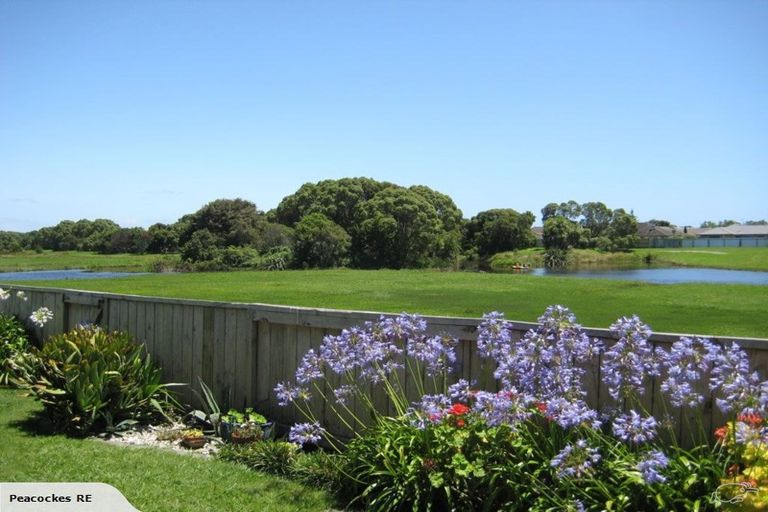 Photo of property in 6 Carrington Drive, Papamoa Beach, Papamoa, 3118