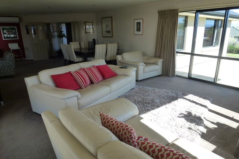 Photo of property in 18 Walnut Grove, Alexandra, 9320