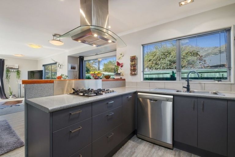 Photo of property in 9 Crawford Place, Lake Hayes, Queenstown, 9304