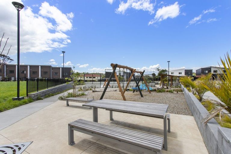 Photo of property in 361 Glengarry Road, Glen Eden, Auckland, 0602