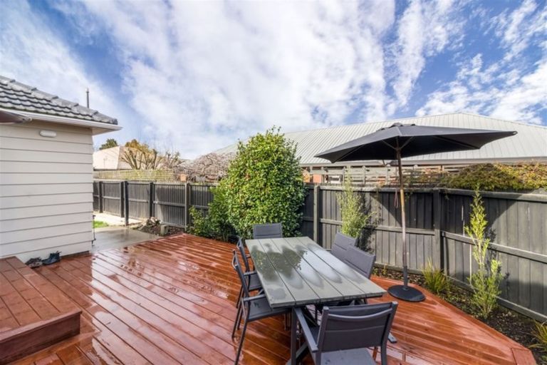 Photo of property in 1/270 Grahams Road, Bishopdale, Christchurch, 8053