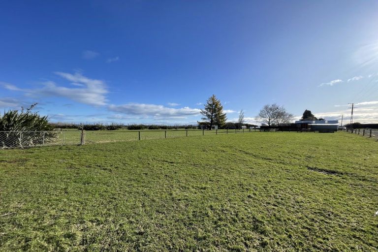 Photo of property in 449 Fraser Road, Lochiel, Winton, 9781