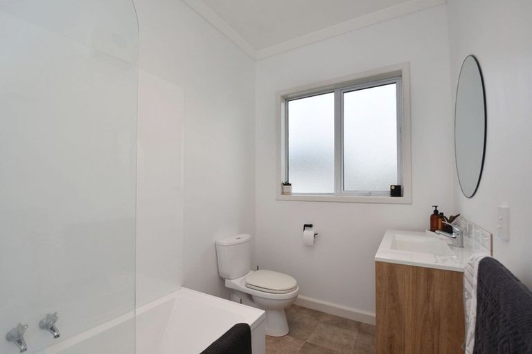 Photo of property in 31 Highfield Terrace, Newfield, Invercargill, 9812