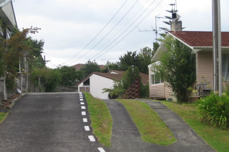 Photo of property in 59b Hogans Road, Glenfield, Auckland, 0629