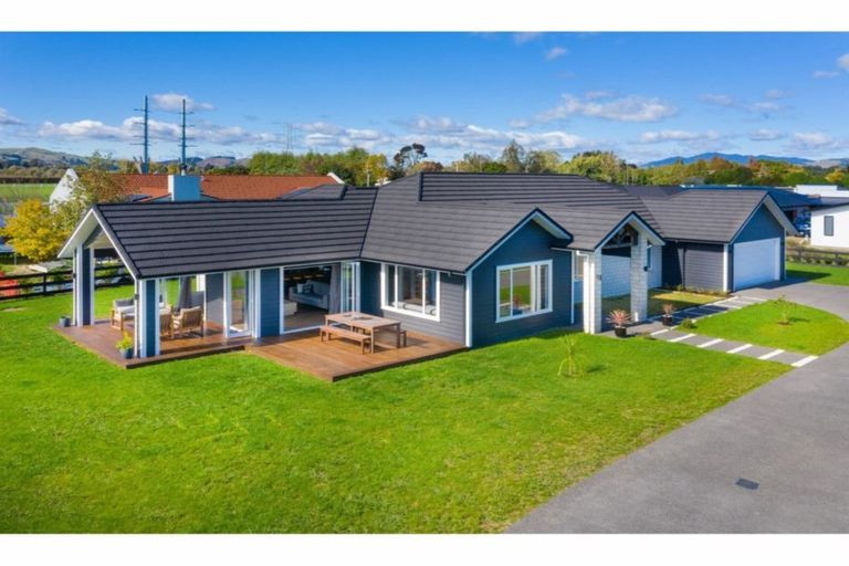 Photo of property in 33 Baxter Michael Crescent, Cambridge, 3434