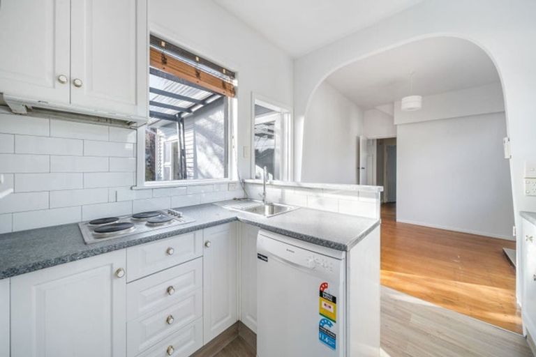 Photo of property in 15 Wittys Road, Avonhead, Christchurch, 8042