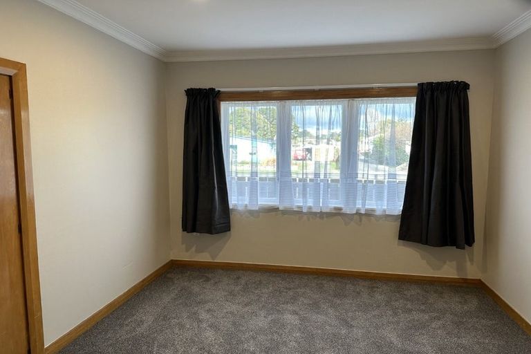 Photo of property in 37 Atmore Avenue, Otaki, 5512